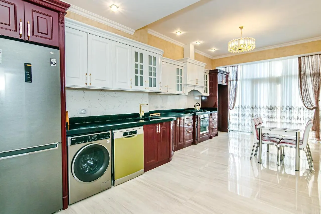 Buta Palace Sweet Home Baku 0*,